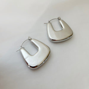 Sandra Silver Hoops