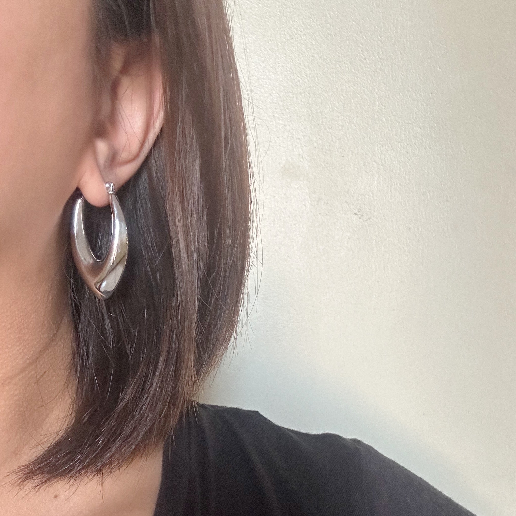 Louise Silver Hoops