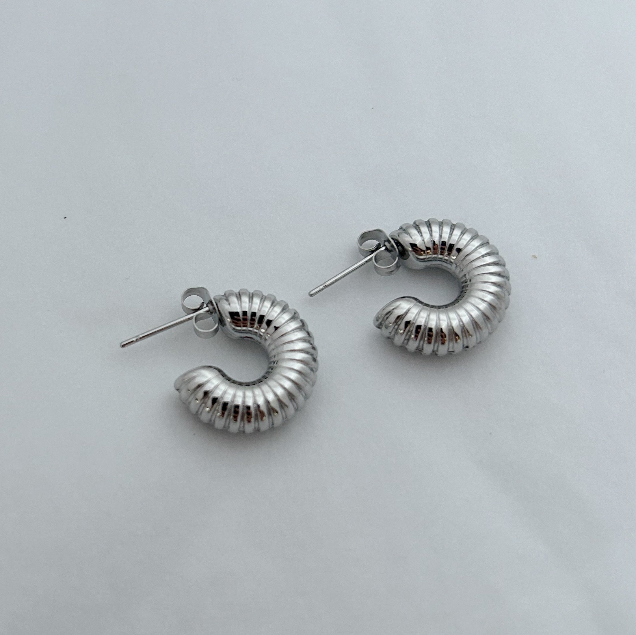 Nora Mini Silver Hoops